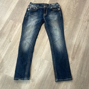 New Miss Me mid rise, easy straight jeans, size 27